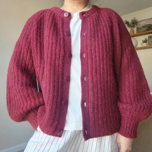 (sold) Sezane Emile Alpaca + Wool 🐑❤️🦙 Cardigan, Burgundy Large - Picture 12 of 12